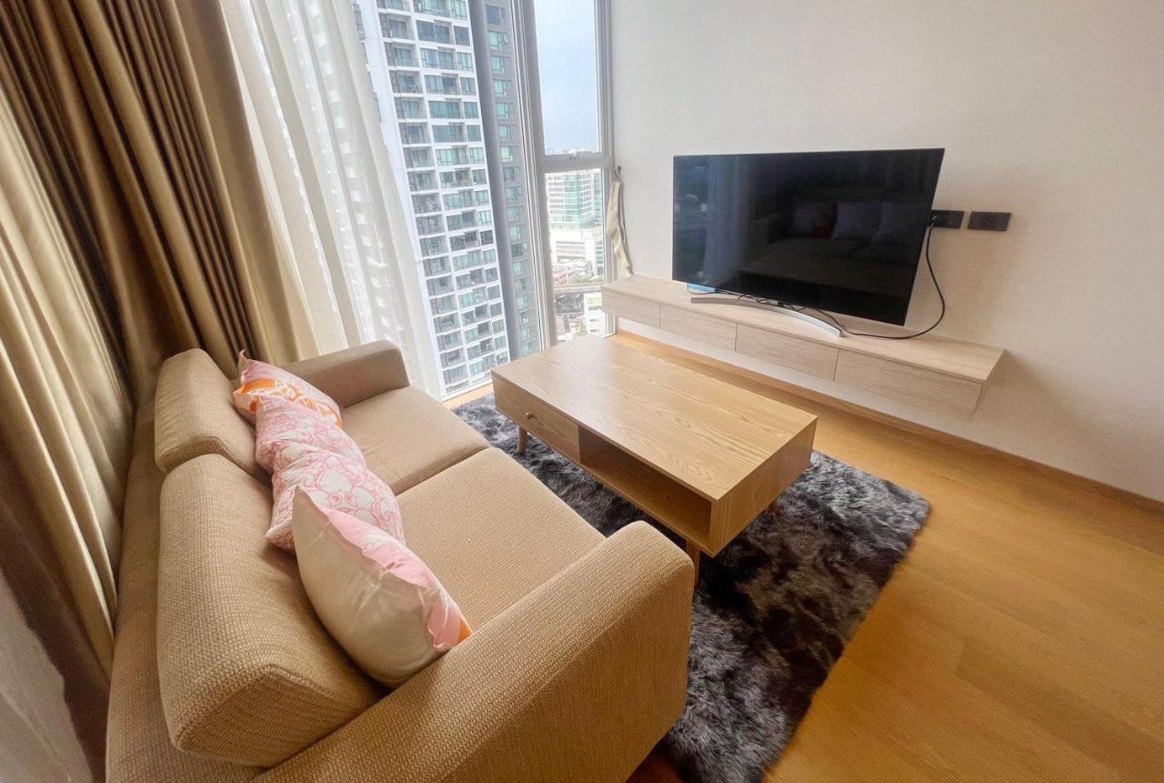 2 Bedroom Luxury Apartment 3 Min Walk From Bts Ekkamai Бангкок Экстерьер фото